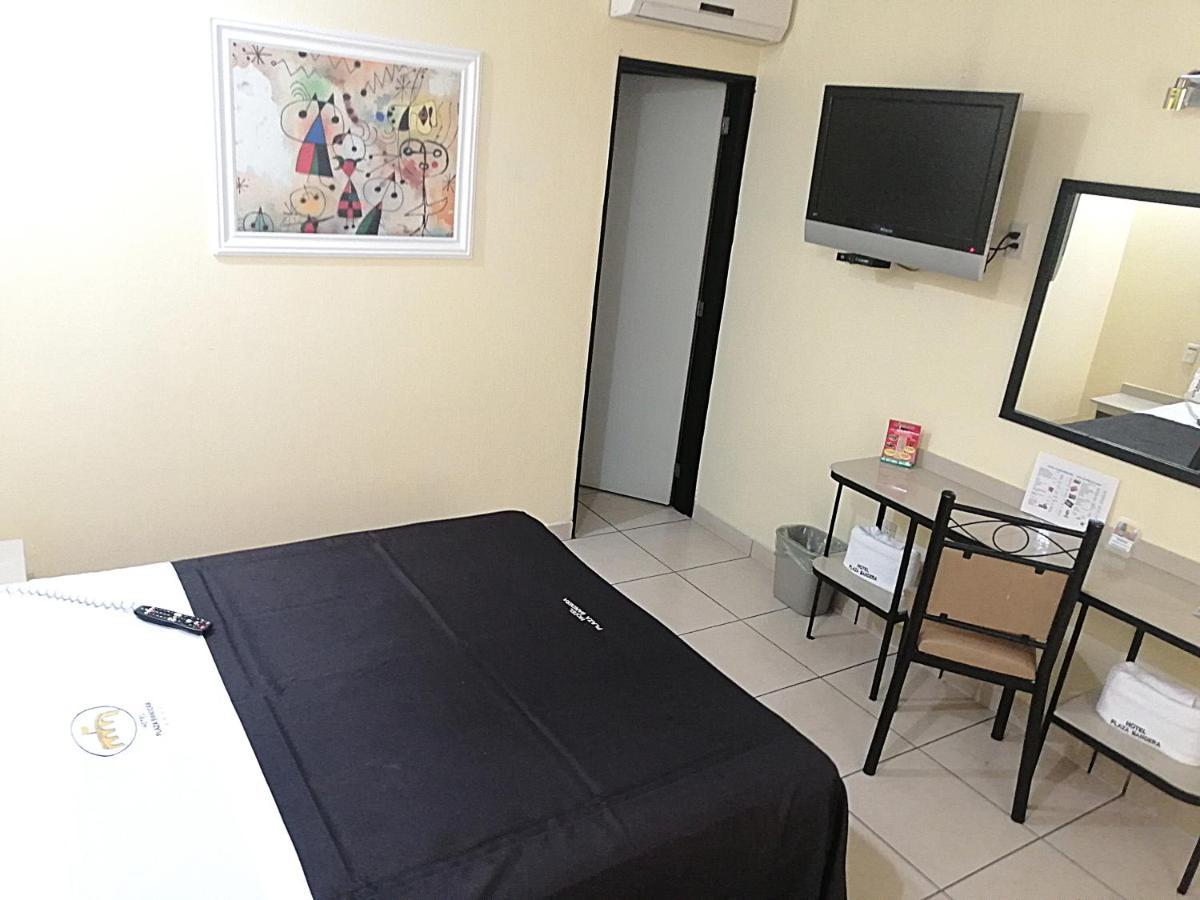 Hotel Plaza Bandera Revolucion Guadalajara Eksteriør bilde